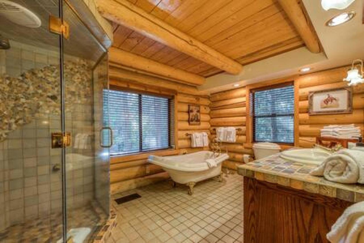 Eagles Nest - Natural Log Cabin With Guest House Idyllwild Exteriér fotografie
