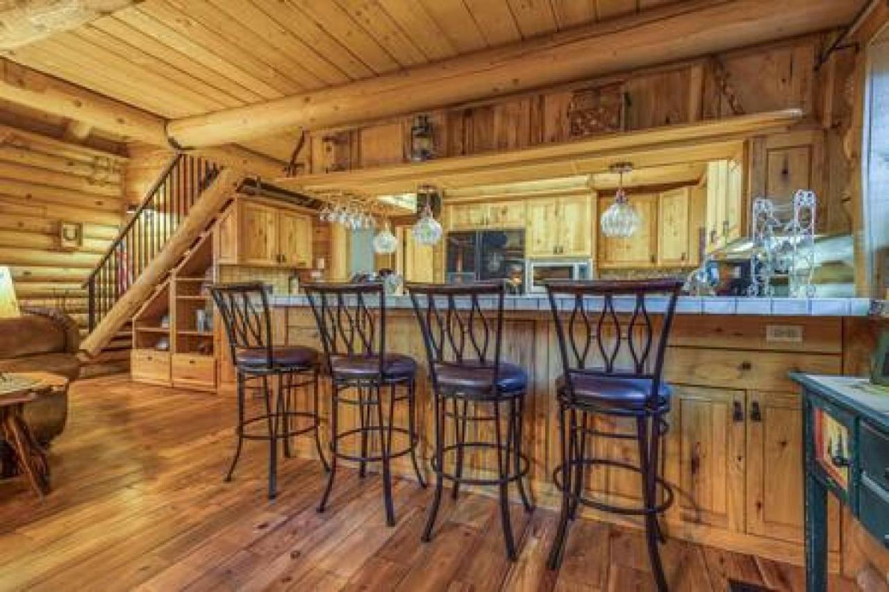 Eagles Nest - Natural Log Cabin With Guest House Idyllwild Exteriér fotografie